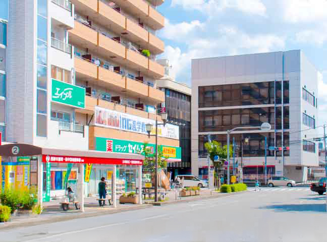 三菱UFJ銀行の隣